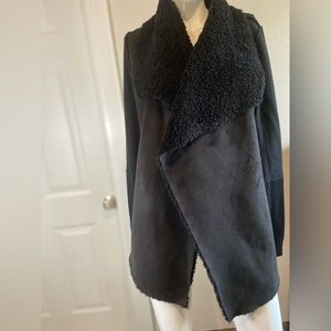 Romeo & Juliet Couture~Sherpa Lined~Brushed Faux Suede~Sweater~Cardigan~Size L